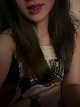 Snapshot of Cum-withyou chatting on 04/11/26, 07:51 Cum-withyou online show from 04/11/26, 07:51