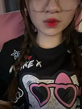 Snapshot of Cum-withyou chatting on 04/27/26, 08:56 Cum-withyou online show from 04/27/26, 08:56