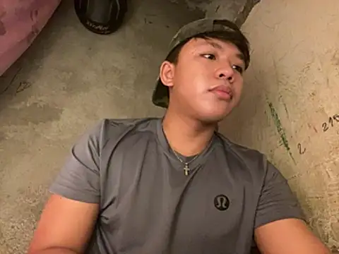 Snapshot of urasianrey chatting on 03/28/26, 05:34 urasianrey online show from 03/28/26, 05:34