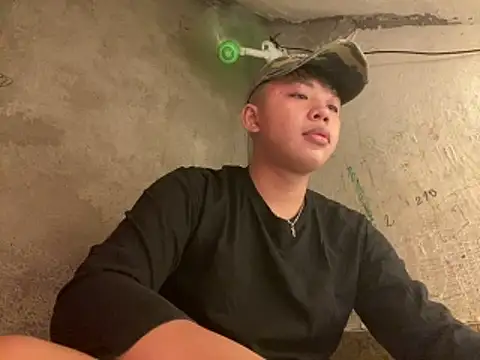 Snapshot of urasianrey chatting on 04/02/26, 05:32 urasianrey online show from 04/02/26, 05:32