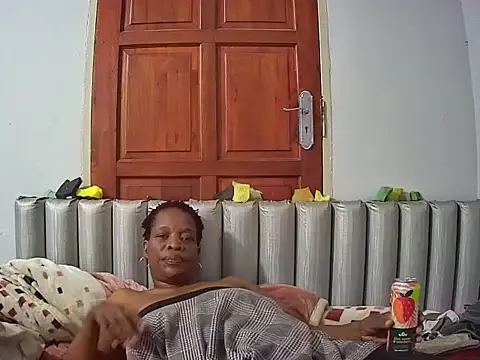 Snapshot of JoycyQueen chatting on 03/31/26, 06:30 JoycyQueen online show from 03/31/26, 06:30