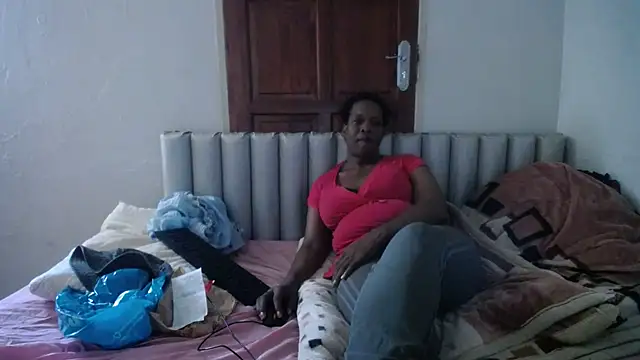 Snapshot of JoycyQueen chatting on 04/20/26, 10:40 JoycyQueen online show from 04/20/26, 10:40