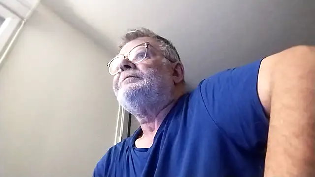 Snapshot of oura chatting on 04/19/26, 04:01 oura online show from 04/19/26, 04:01