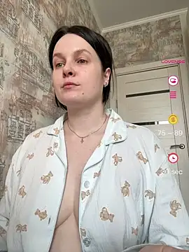 Snapshot of HubbaBaby chatting on 04/27/26, 01:09 HubbaBaby online show from 04/27/26, 01:09