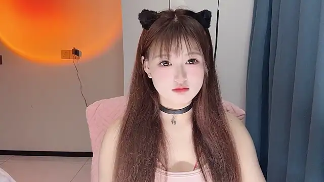 Snapshot of winnie-ww chatting on 04/23/26, 08:02 winnie-ww online show from 04/23/26, 08:02