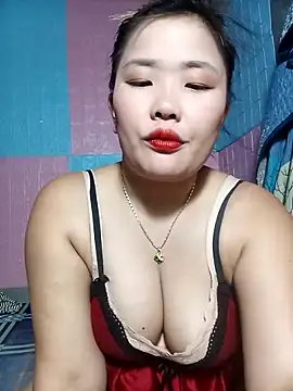 Snapshot of Irene-01 chatting on 04/16/26, 02:40 Irene-01 online show from 04/16/26, 02:40