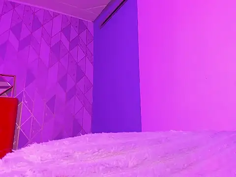 Snapshot of brunne_eva chatting on 03/28/26, 01:27 brunne eva online show from 03/28/26, 01:27