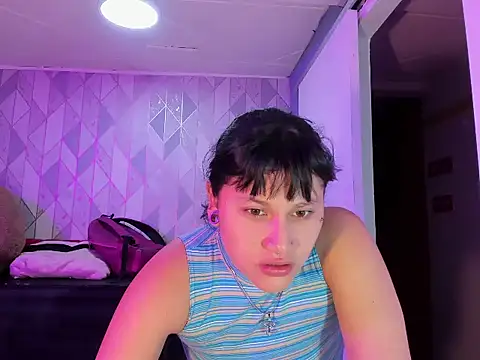 Snapshot of brunne_eva chatting on 04/07/26, 11:32 brunne eva online show from 04/07/26, 11:32