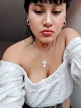 Snapshot of brunne_eva chatting on 04/09/26, 08:47 brunne eva online show from 04/09/26, 08:47