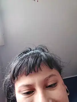 Snapshot of brunne_eva chatting on 04/24/26, 03:58 brunne eva online show from 04/24/26, 03:58
