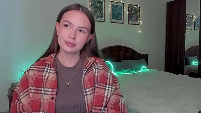 Snapshot of kittiangel00 chatting on 03/16/26, 12:20 kittiangel00 online show from 03/16/26, 12:20