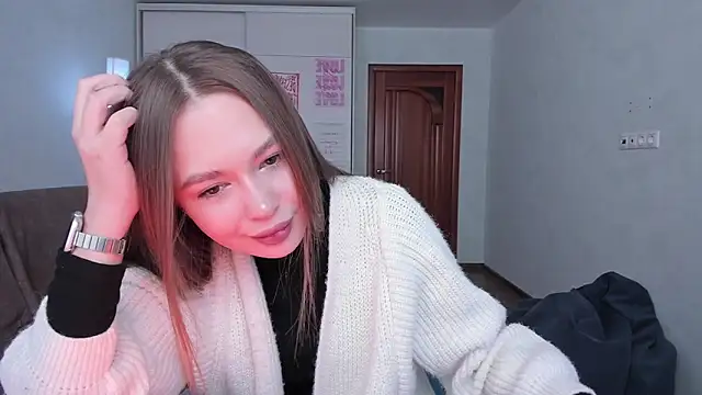 Snapshot of kittiangel00 chatting on 04/07/26, 04:24 kittiangel00 online show from 04/07/26, 04:24