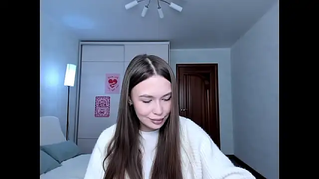 Snapshot of kittiangel00 chatting on 04/10/26, 04:39 kittiangel00 online show from 04/10/26, 04:39