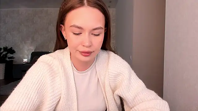 Snapshot of kittiangel00 chatting on 04/24/26, 04:26 kittiangel00 online show from 04/24/26, 04:26