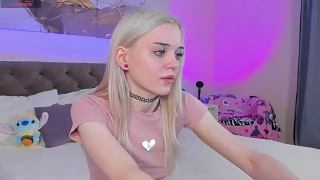 Snapshot of Mimi_angels chatting on 04/21/26, 01:07 Mimi angels online show from 04/21/26, 01:07