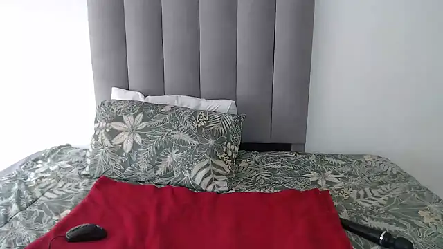 Snapshot of Tasha_xxx chatting on 03/26/26, 11:49 Tasha xxx online show from 03/26/26, 11:49