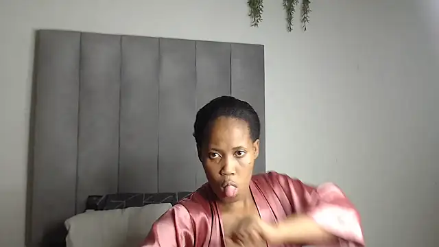 Snapshot of Tasha_xxx chatting on 04/07/26, 10:31 Tasha xxx online show from 04/07/26, 10:31