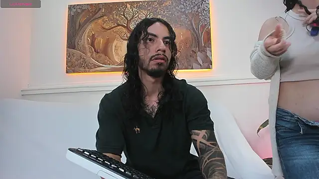 Snapshot of melody_ft_jesus chatting on 03/25/26, 12:11 melody ft jesus online show from 03/25/26, 12:11