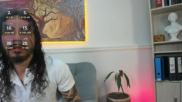 Snapshot of melody_ft_jesus chatting on 03/31/26, 12:05 melody ft jesus online show from 03/31/26, 12:05