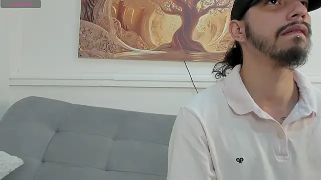 Snapshot of melody_ft_jesus chatting on 04/20/26, 07:15 melody ft jesus online show from 04/20/26, 07:15