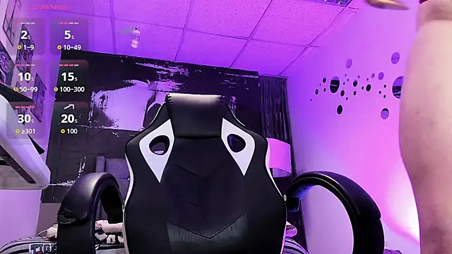 Snapshot of liam_scoot_ chatting on 03/26/26, 05:24 liam scoot online show from 03/26/26, 05:24