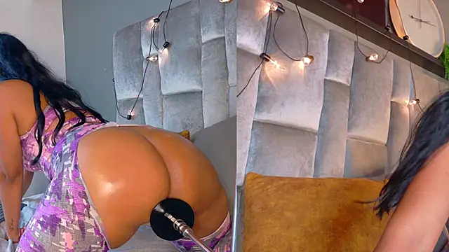 Snapshot of Meganlove__ chatting on 04/11/26, 03:00 Meganlove online show from 04/11/26, 03:00