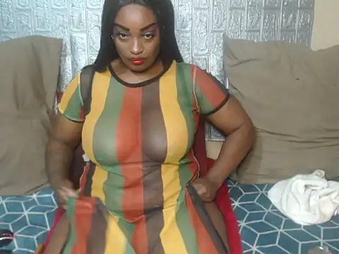 Snapshot of DarkEmpressxx chatting on 04/14/26, 03:01 DarkEmpressxx online show from 04/14/26, 03:01