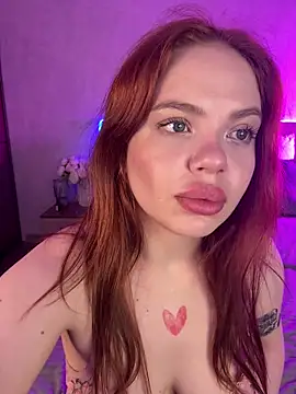 Snapshot of RedheadQueen_ chatting on 03/29/26, 01:11 RedheadQueen online show from 03/29/26, 01:11