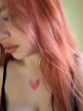 Snapshot of RedheadQueen_ chatting on 05/01/26, 02:10 RedheadQueen online show from 05/01/26, 02:10