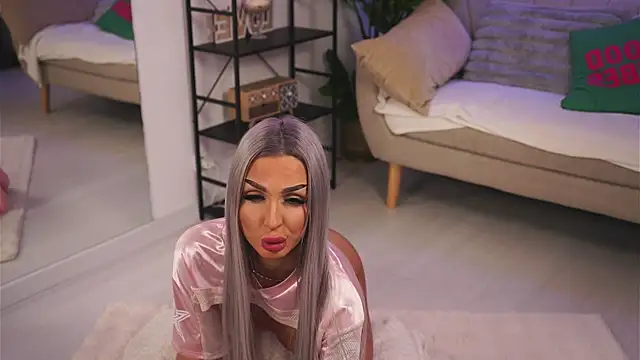 Snapshot of ArianaXO_ chatting on 04/18/26, 06:17 ArianaXO online show from 04/18/26, 06:17