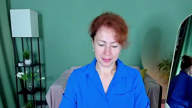 Snapshot of LeticiaRomano chatting on 07/17/26, 04:08 LeticiaRomano online show from 07/17/26, 04:08