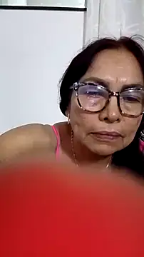 Snapshot of HOT_LATINA20 chatting on 04/18/26, 01:20 HOT LATINA20 online show from 04/18/26, 01:20
