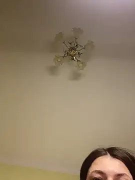 Snapshot of Cutee_Erika chatting on 03/24/26, 04:12 Cutee Erika online show from 03/24/26, 04:12