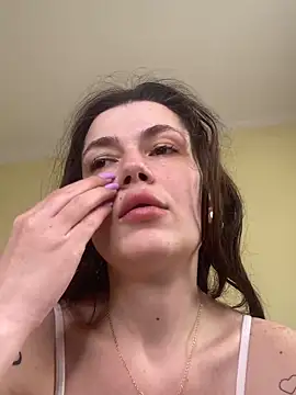 Snapshot of Cutee_Erika chatting on 03/26/26, 01:06 Cutee Erika online show from 03/26/26, 01:06