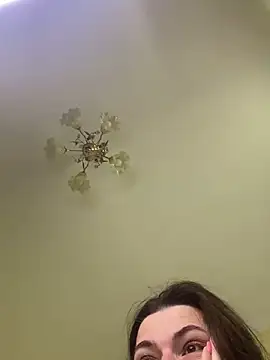 Snapshot of Cutee_Erika chatting on 04/27/26, 11:30 Cutee Erika online show from 04/27/26, 11:30