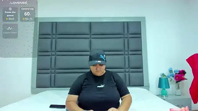 Snapshot of AmaranttayLunay chatting on 03/17/26, 06:33 AmaranttayLunay online show from 03/17/26, 06:33