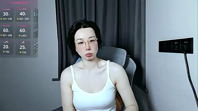 lin lin 520 520 online show from 06/10/26, 03:33