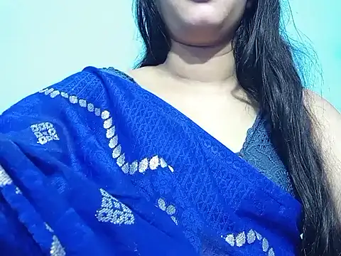 Snapshot of Emma_4433 chatting on 03/19/26, 04:00 Emma 4433 online show from 03/19/26, 04:00