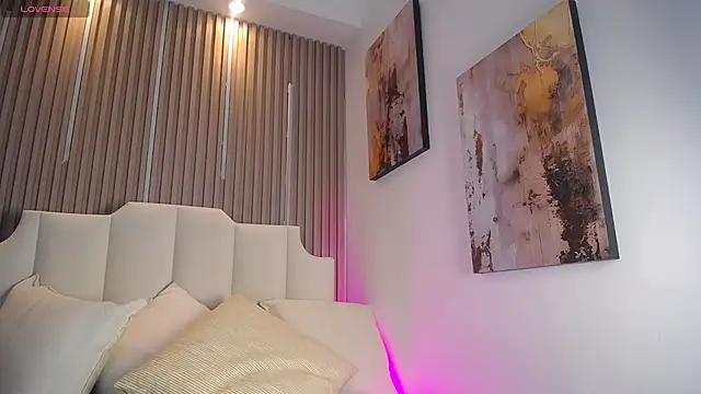 Snapshot of ZafiroCat chatting on 03/20/26, 05:12 ZafiroCat online show from 03/20/26, 05:12