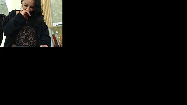 Snapshot of ZafiroCat chatting on 04/20/26, 07:00 ZafiroCat online show from 04/20/26, 07:00