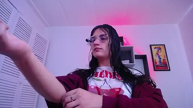 selene cutie online show from 04/28/26, 05:29