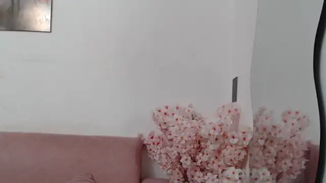 Snapshot of Tamar4_f00x chatting on 05/01/26, 12:43 Tamar4 f00x online show from 05/01/26, 12:43