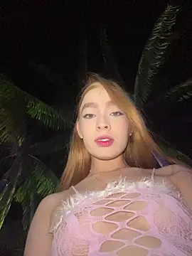 Snapshot of Isabella_gaviria chatting on 03/16/26, 12:49 Isabella gaviria online show from 03/16/26, 12:49