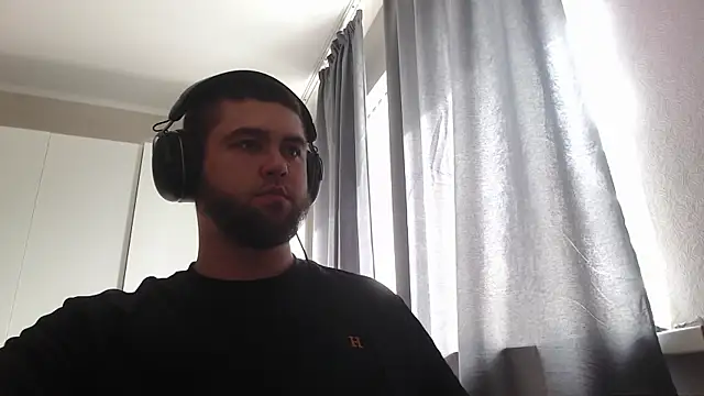 Snapshot of Ar4eewal chatting on 04/19/26, 10:58 Ar4eewal online show from 04/19/26, 10:58