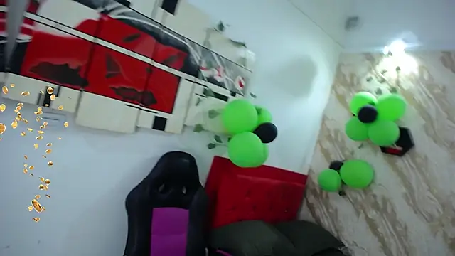 Snapshot of scarlettt__joness chatting on 03/20/26, 02:16 scarlettt joness online show from 03/20/26, 02:16