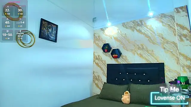 Snapshot of scarlettt__joness chatting on 03/28/26, 04:23 scarlettt joness online show from 03/28/26, 04:23