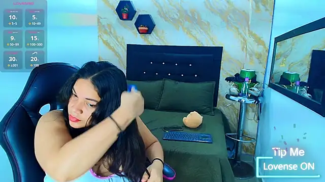 Snapshot of scarlettt__joness chatting on 03/30/26, 03:07 scarlettt joness online show from 03/30/26, 03:07