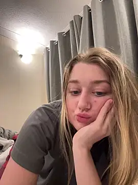 Snapshot of Ameliaxoxoo chatting on 04/07/26, 04:57 Ameliaxoxoo online show from 04/07/26, 04:57