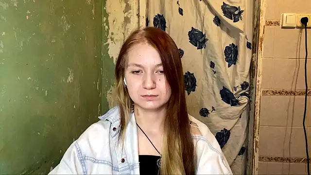 Snapshot of Lollybomb chatting on 04/26/26, 08:50 Lollybomb online show from 04/26/26, 08:50