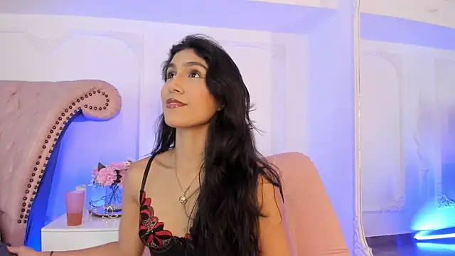 Snapshot of LucianaBlanco_ chatting on 03/31/26, 09:26 LucianaBlanco online show from 03/31/26, 09:26